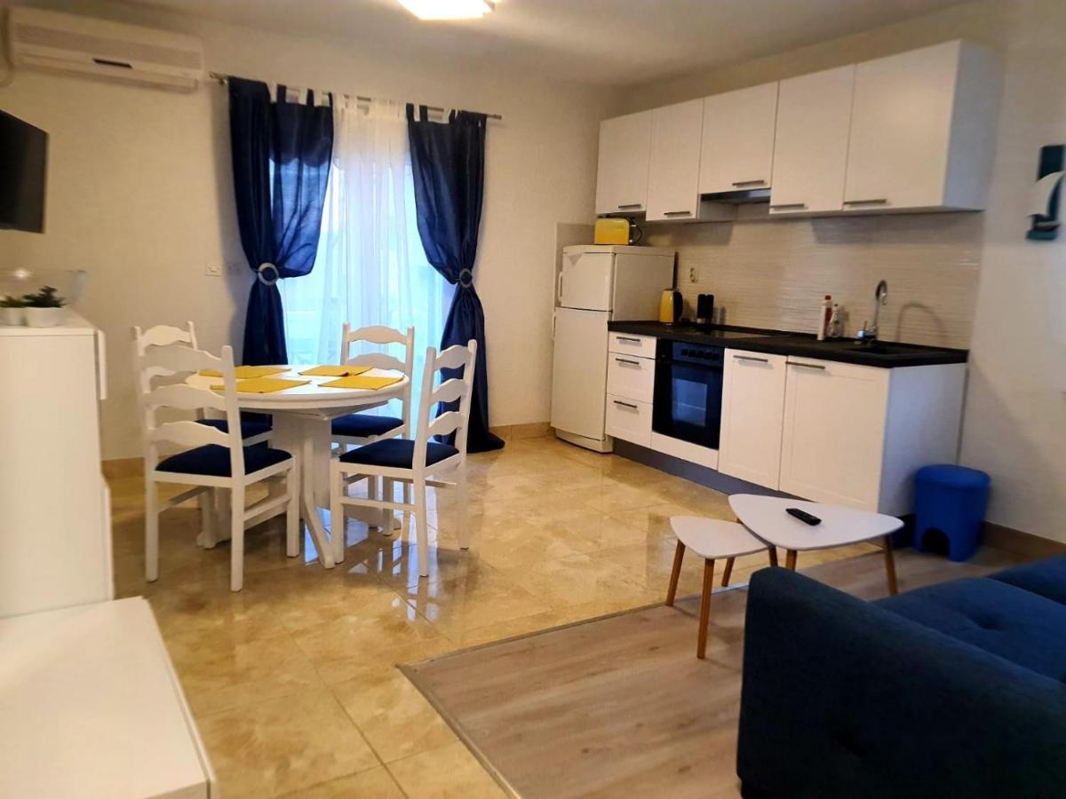 Apartments Buktenica Bol Extérieur photo