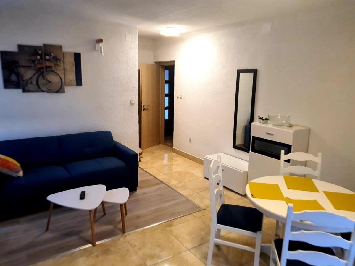 Apartments Buktenica Bol Extérieur photo