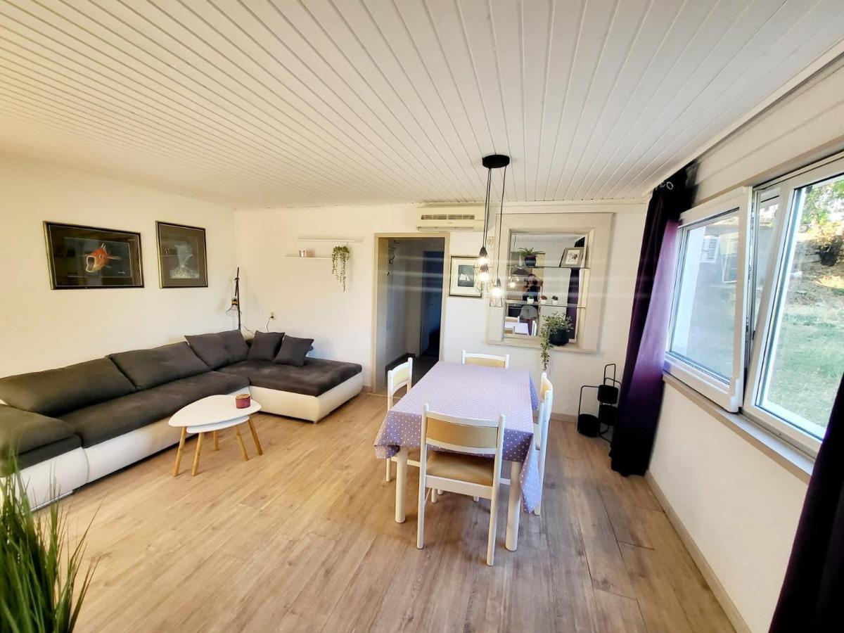 Apartments Buktenica Bol Extérieur photo